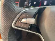 Škoda Kamiq 1.5 TSI Sport Business 150PK AUTOMAAT |Stoelverwarming| Climate control| Cruise Control| Parkeersensoren v+a| Achteruitrijcamera| Sportstoelen| Digitaal dashboard| Super strakke auto!