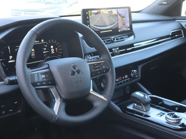 Mitsubishi Outlander 2.4 PHEV Intense+ | Stoel/Stuur Verwarming | Apple/Android Auto | 360* Camera |