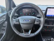 Ford Fiesta 1.0 EcoBoost Titanium X | Winter Pack | Navigatiesysteem | Cruise Control | Draadloos Telefoonlader | Apple Carplay & Android Auto |