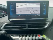 Peugeot 3008 1.2 PureTech Allure Pack | Navigatie | Carplay | Parkeercamera