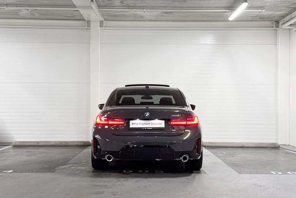 BMW 3 Serie Sedan 320i