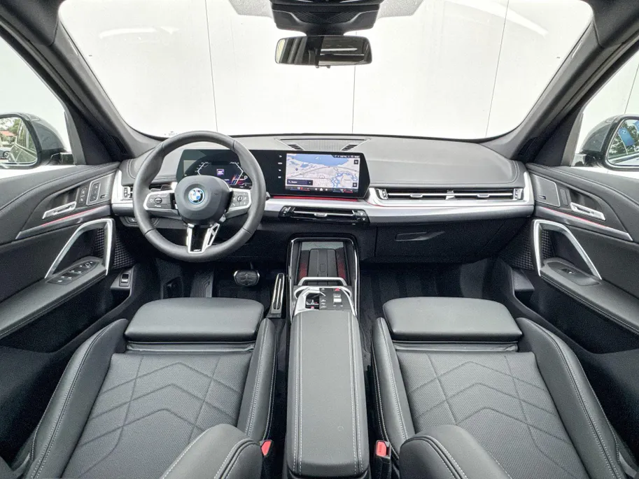 BMW iX1 eDrive20 67 kWh M Sport Edition