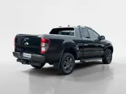 Ford Ranger 2.0 EcoBlue Wildtrak Supercab | NL auto | Dealer onderhouden | 213 pk | Trekhaak | Automaat | Rollertop | Stoelverwarming | Achteruitrijcamera | Parkeersensoren voor en achter | Adapt. cruise control | Apple carplay & Android auto | Bovag garantie |