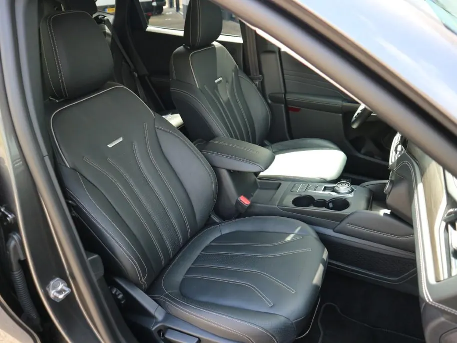 Ford Kuga 2.5 PHEV Vignale | ADAPT CRUISE | HUD | WINTERPACK |