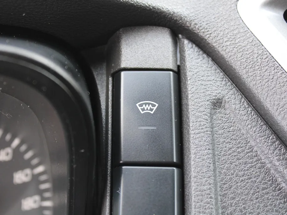 Ford Transit 290 2.0 TDCI L2H2 Trend | Nieuwe motor 35000 km |Trekhaak | Imperiaal | Voorruitverwarming | Navi |