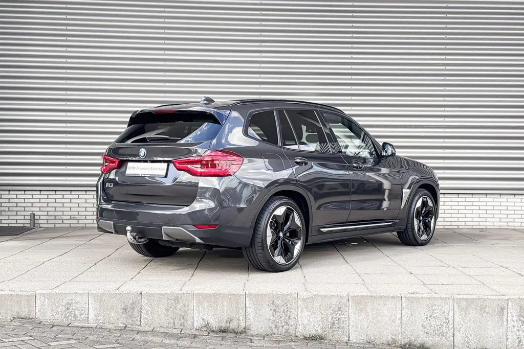 BMW iX3 High Executive 80 kWh
