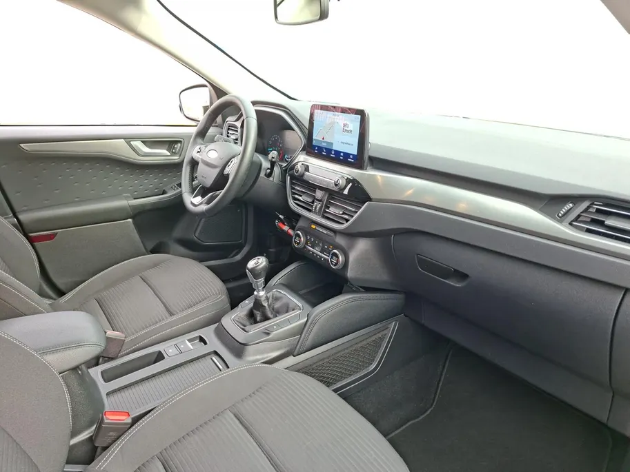 Ford Kuga 1.5 EcoBoost Titanium | Dealeronderhouden | Stoel- stuur en voorruitverwarming | Trekhaak | 1600kg trekgewicht | Navigatie