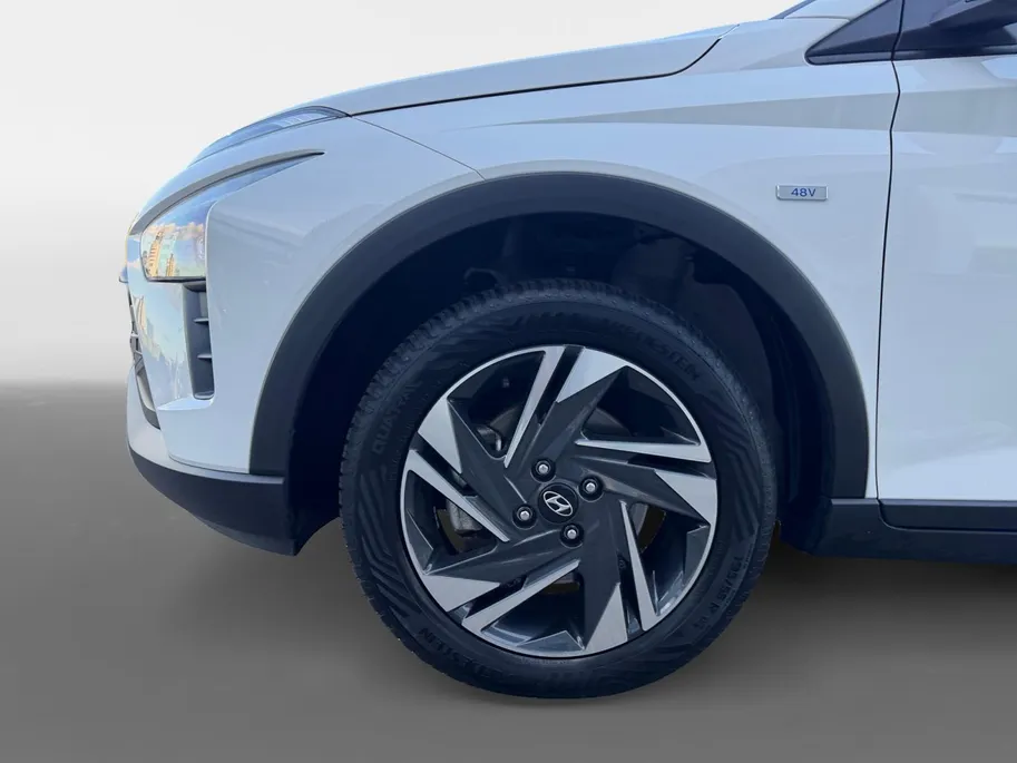 Hyundai Bayon 1.0 T-GDI Comfort | Navigatie | Apple Carplay & Android Auto | Achteruitrijcamera | Cruise control | Parkeersensoren achter | Lichtmetalen velgen |