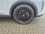 Omoda 9 9 PHEV Premium Panoramadak - 1100KM Bereik