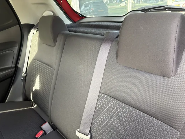 Suzuki Swift 1.0 Select