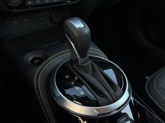 Nissan Juke Hybrid 143pk N-Sport | Navigatie | 360-Camera | App Connect | ACC | Cold Pack | Keyless