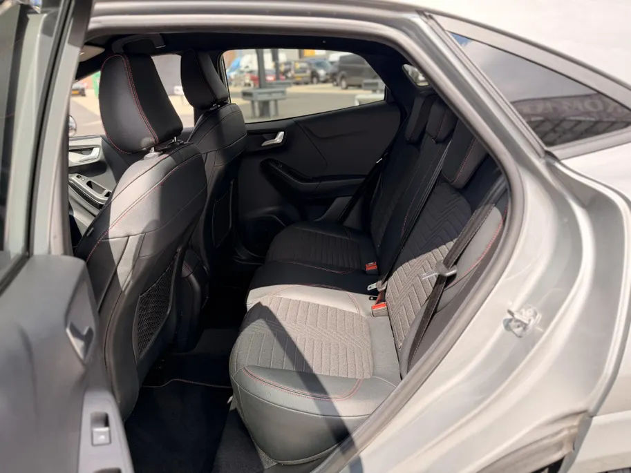 Ford Puma 1.0 EcoBoost Hybrid 125PK ST-Line X WINTER PACK I DRIVER ASSISTANCE PACK I FULL LED-KOPLAMPEN I APPLE CARPLAY / ANDROID AUTO I