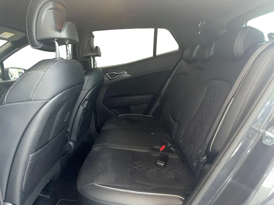 Kia Sportage 1.6 T-GDi Hybrid GT-Line Limited Edition | Cruise Control | Climate Control | Camera | Half Lederen Bekleding | Navigatie | Stoelverwarming | Stuurverwarming | Gt-Line Pakket |
