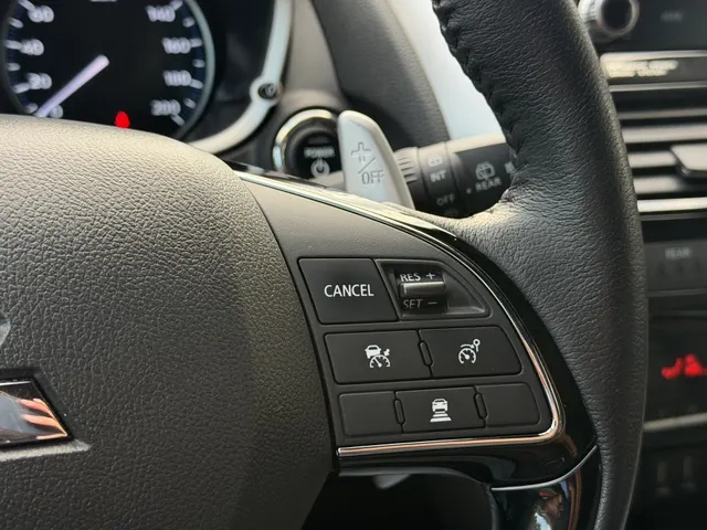 Mitsubishi Eclipse Cross 2.4 PHEV Intense+ | 360 Camera | Dodehoek | Navigatie |