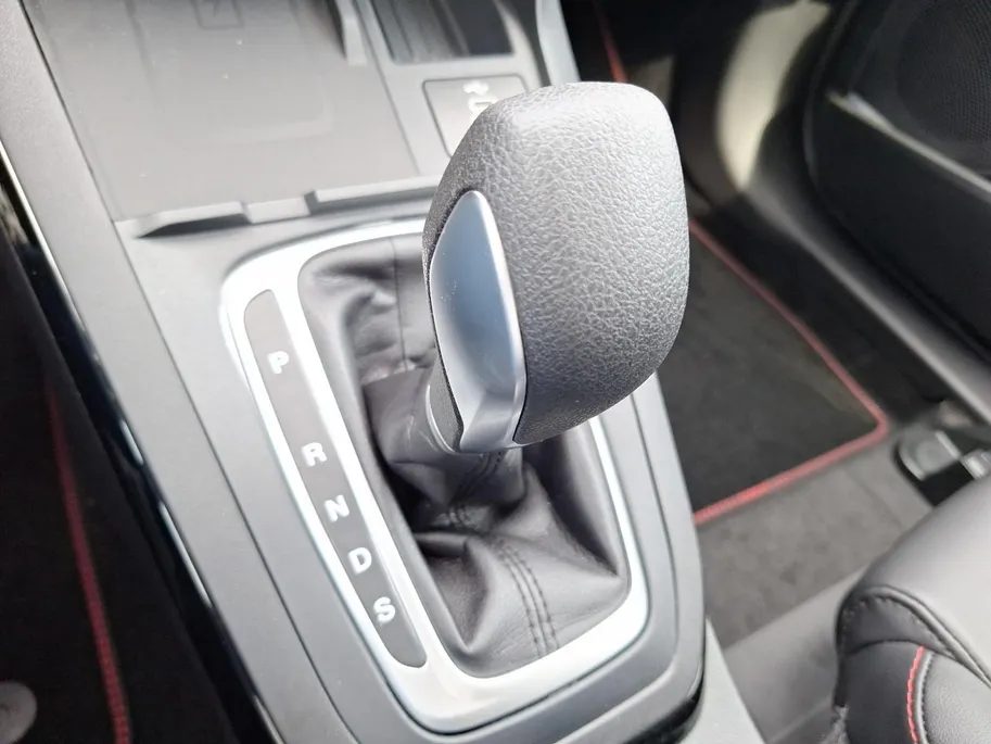 Ford Puma 1.0 EcoBoost Hybrid ST-Line X | !gratis automaat! | 0,99% Ford Options |Winterpack | Driver Assistancepack | 19' Lichtmetaal | Panoramadak | Matrix Ledkoplampen | 360Camera | Adaptive Cruisecontrol | El. Achterklep | B&O Audio | Nieuw te bestellen! |