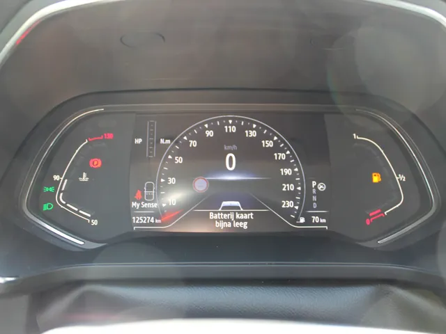 Renault Captur 1.3 TCe 130 AUT Intens | Climat Control | Trekhaak | Camera | Cruise
