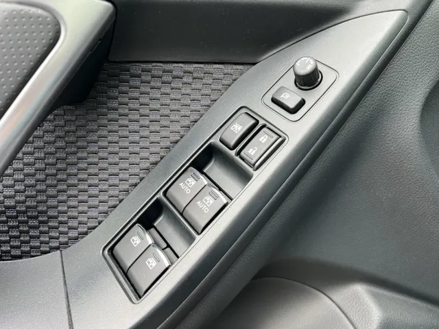 Subaru Forester 2.0 Luxury Plus Eyesight Automaat | Trekhaak | 17' LM Velgen | Climate Control | Elek. Schuif/Kantel Dak