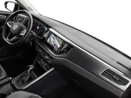 Volkswagen Polo 1.0 TSI 95pk DSG Style · Camera · Apple/Android Car Play · Stoelverwarming · IQ.Light · 15'' Inch ·