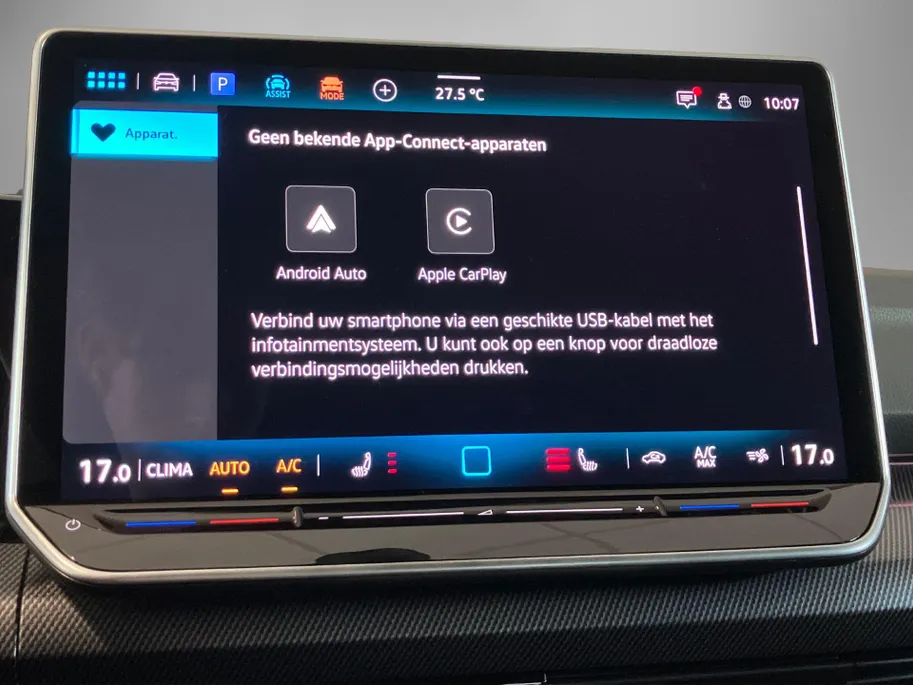 Volkswagen Golf Variant 1.5eTSI/150PK R Line Black Style DSG · Navigatie · Harman/Kardon sound · Camera + Parkeersensoren - Garantie t/m 06-04-2030 of 100000km.