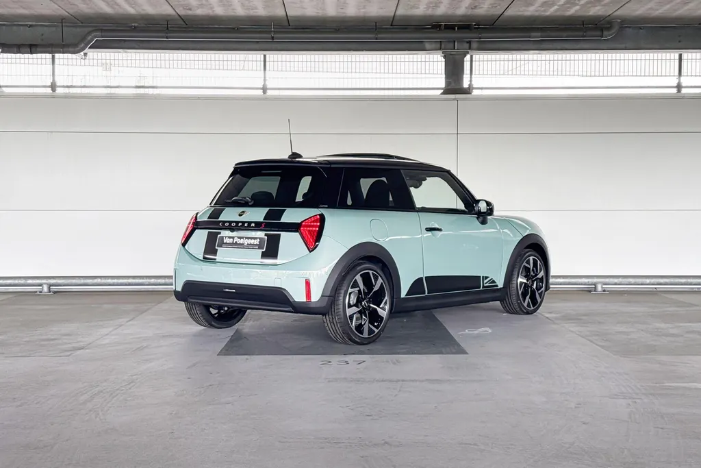 MINI Cooper 3-deurs 2.0 Cooper S Classic L