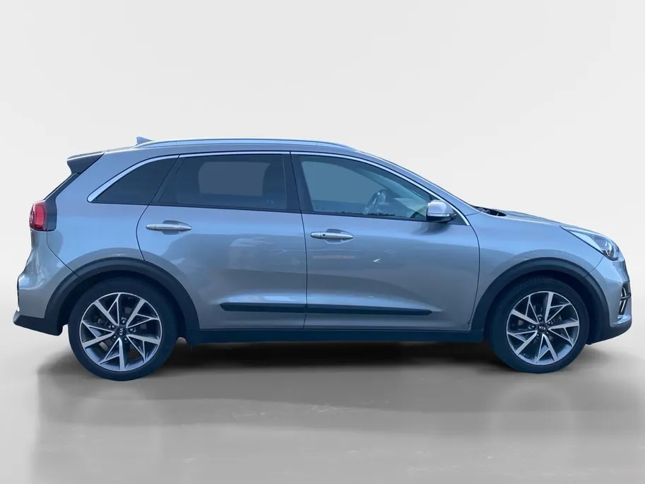 Kia Niro 1.6 GDi Hybrid DynamicPlusLine | Climate control | Navigatie | Parkeercamera | Trekhaak | Stoel en stuurverwarming | Keyless |