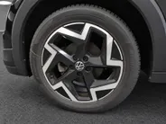 Volkswagen T-Cross 1.5 TSI 150pk DSG R-Line Edition · Camera · Apple/Android Car Play · Trekhaak · P-Sensoren · Navigatie · Stoelverwarming · 17'' Inch ·