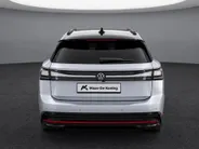 Volkswagen ID.7 Limited Edition Plus 77 kWh accu 286 PK · Achteruitrijcamera · Draadloze telefoonlader ·