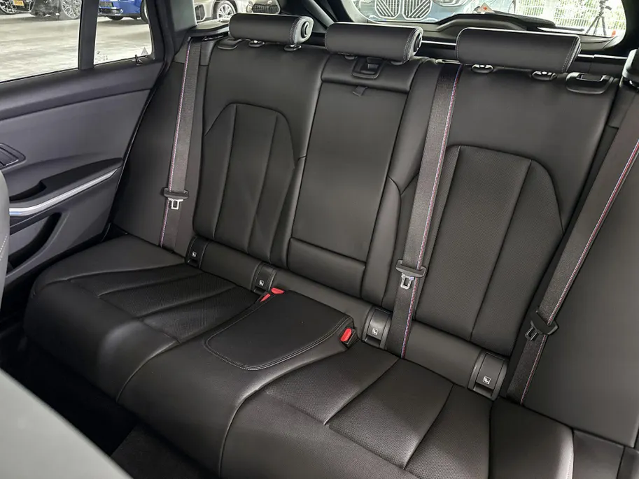 BMW 3 Serie Touring 330e