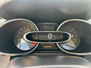 Renault Clio Estate 0.9 TCe Night&Day | Parkeersensoren | Apple Carplay | Camera | Cruise Control | Airco | LMV | Onderhoudshistorie | 12 Maanden BOVAG Garantie