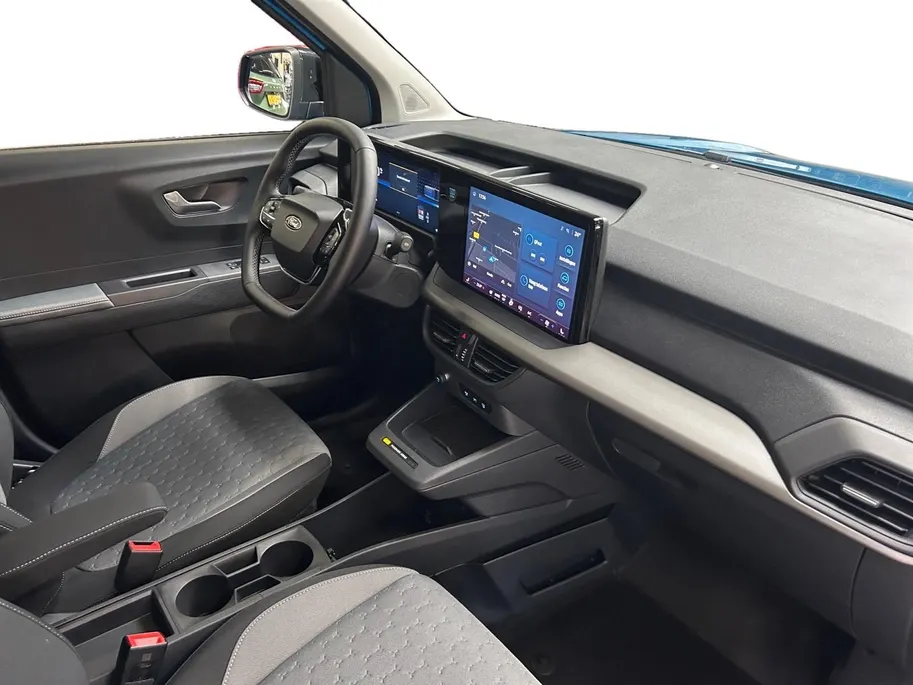 Ford E-Transit Courier Limited 46 kWh 136pk | 0,99% rente | Nieuw te bestellen