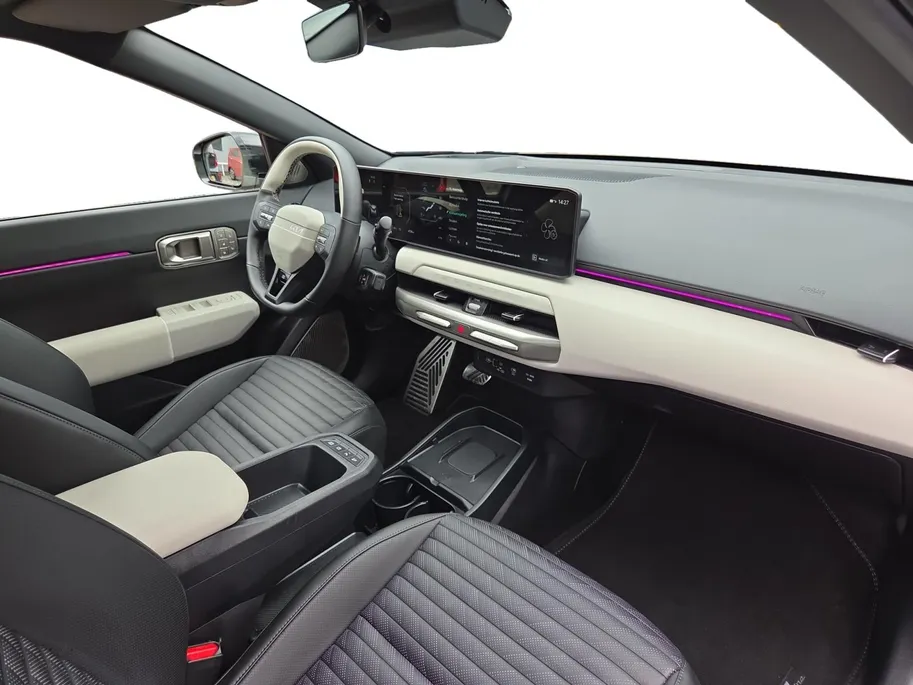 Kia EV4 GT-PlusLine 81.4 kWh Meest luxe uitvoering | 204 PK | Metallic lak | Fabrieksgarantie t/m 6-9-2032 + 3x 1 jaar*| NAP