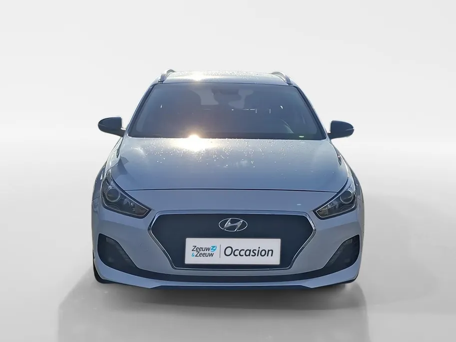 Hyundai i30 Wagon 1.0 T-GDI Comfort | Navigatie | Cruise | NU Rijklaarprijs! Incl.12 Maanden, APK, Onderhoudsbeurt etc! Premiumpakket gratis!