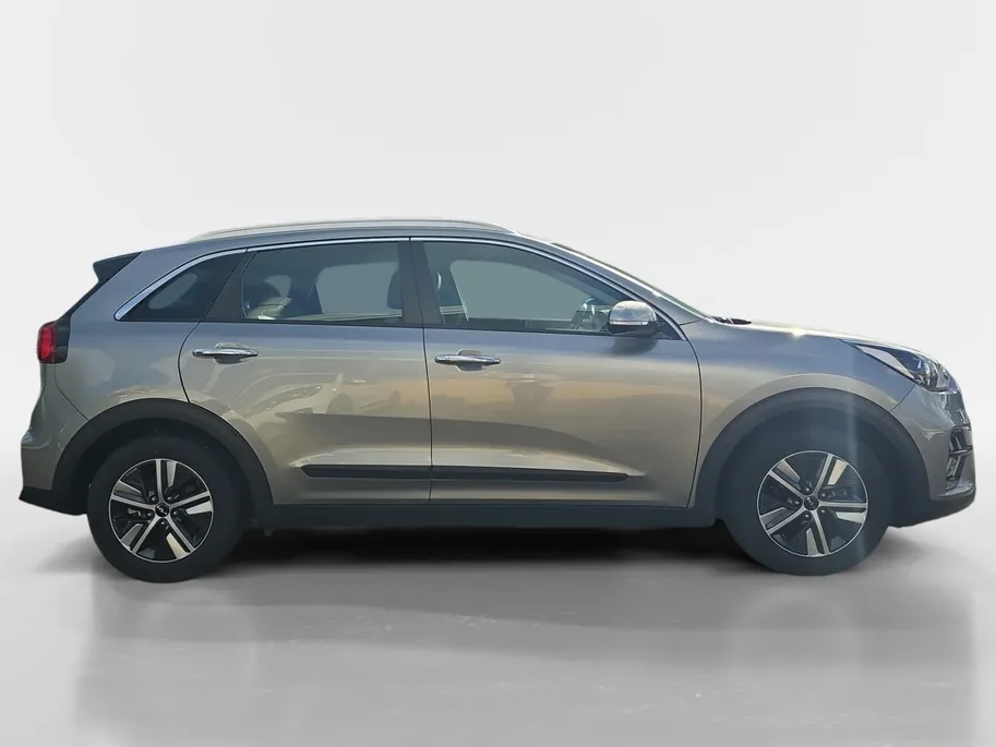 Kia Niro 1.6 GDi Hybrid DynamicLine | Navigatie | Climate control | Cruise control | Trekhaak | Parkeer sensoren | Parkeer camera