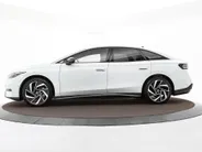Volkswagen ID.7 Pro Business 286pk 77 kWh · SOH 97,2% · 360 Camera · Head-Up · Alarm · Elek. Trekhaak · Keyless · Elek. Voorstoelen · 20'' Inch · Gratis onderhoud & APK t/m 30-01-2030 · EXTRA INRUILKORTING ·