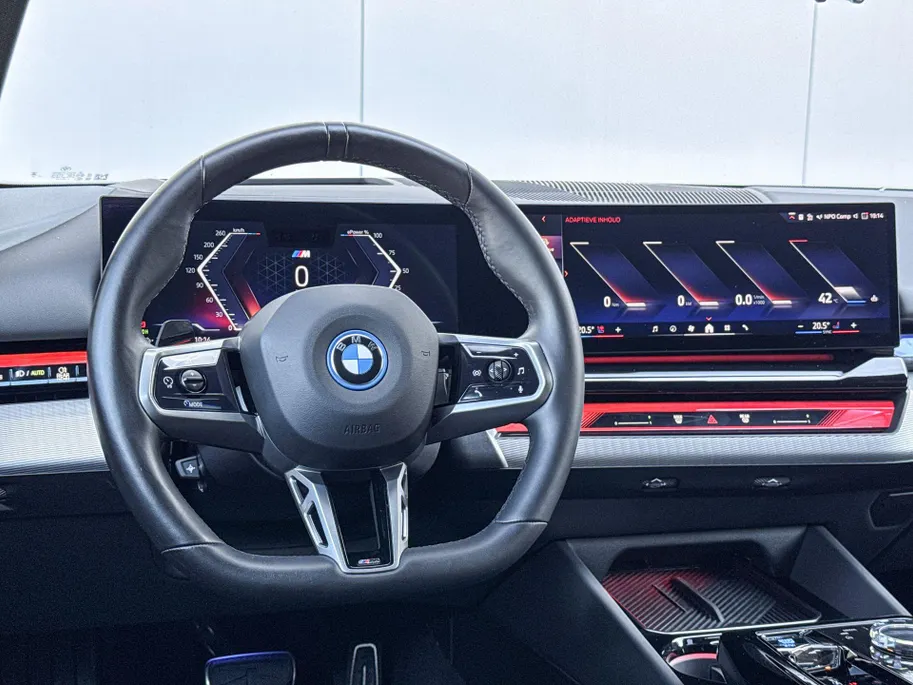 BMW i5 Touring eDrive40