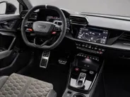 Audi RS3 Sportback 2.5 TFSI quattro 400 PK competition limited 593/750 · Audi Exclusive Gletsjerwit Mat Effect · Head-Up display · Sonos Premium 3D · Panorama dak · RS sportuitlaat