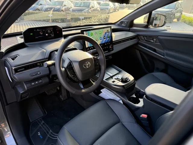 Toyota bZ4X Executive 73 kWh | JBL | Stoelverwarming V+A