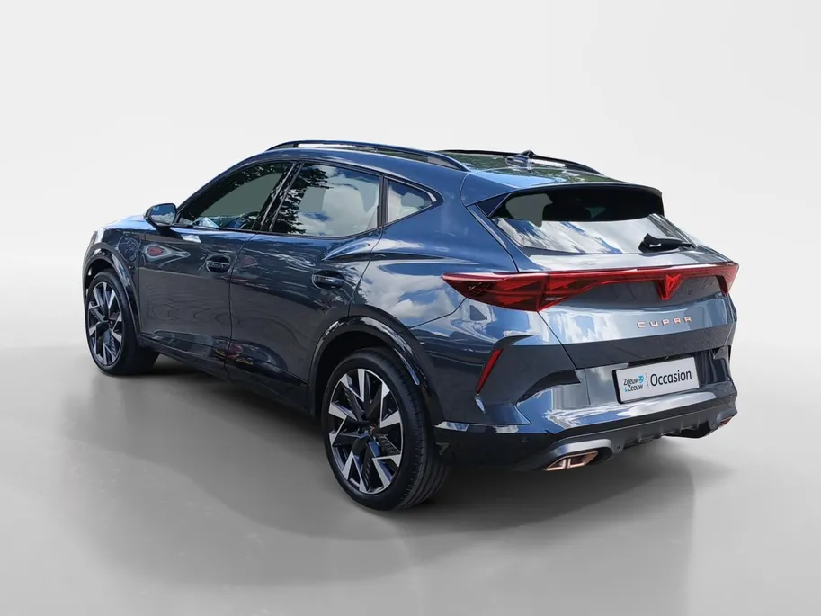 CUPRA Formentor 1.5 TSI e-Hybrid Business | NIEUWE AUTO | Elektrisch Wegklapbare Trekhaak | Schuif/Kantel Dak | Digital Cockpit | Camera | Parkeersensoren | Stoelverwarming | Stuurwielverwarming | Apple CarPlay/Android Auto |