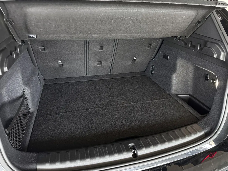 BMW iX1 xDrive30 Launch Edition 67 kWh