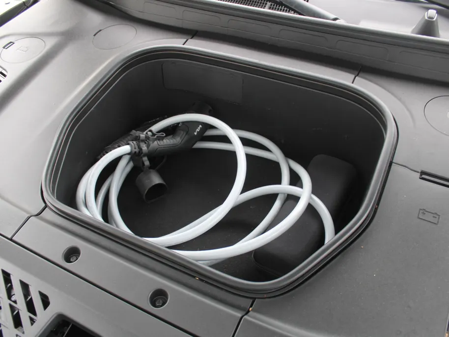 Kia EV5 GT-PlusLine 81.4 kWh | Schuifdak | Stuur-/stoelverwarming + ventilatie | Warmtepomp | 360 Camera | Geheugenstoel | Leer | HUD | LED | 19' LM |
