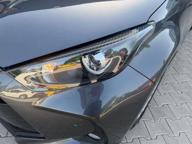 Toyota Yaris 1.5 Hybrid 115 Dynamic Limited | Parkeersensoren