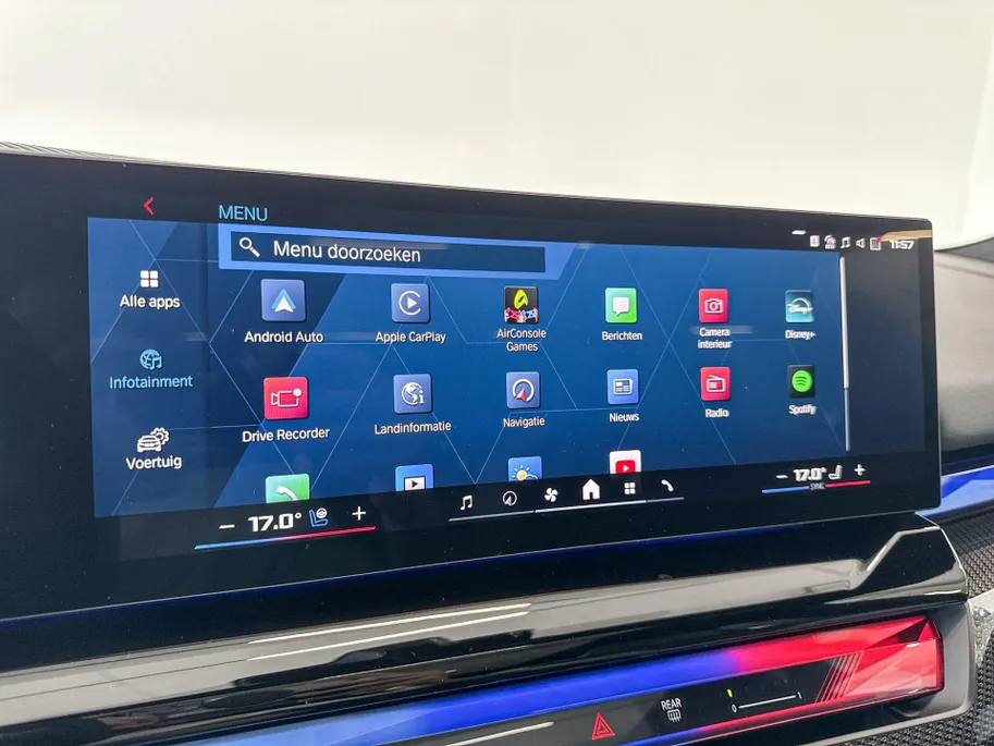 BMW M5 Touring M Drive Professional