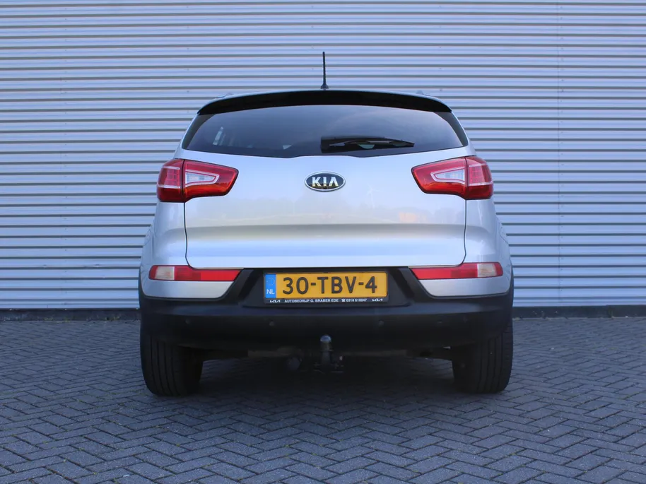 Kia Sportage 2.0 X-ecutive Plus Pack | Trekhaak | 17' LM | Parkeersensor achter | Half leer/stof | Navi Pioneer incl. Apple CarPlay/Android Auto | Cruise | Clima | Automaat |