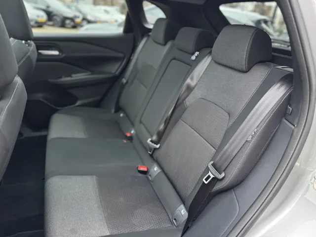 Nissan QASHQAI 1.3 MHEV Xtronic N-Connecta Panodak