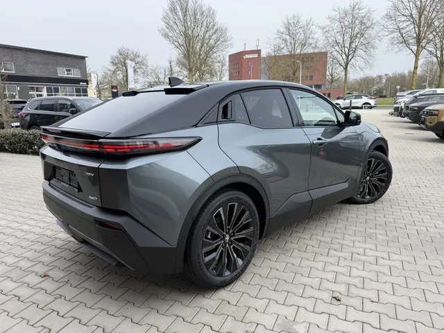 Toyota C-HR+ Executive AWD 77 kWh | Executive Plus Pack |
