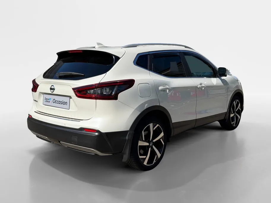 Nissan QASHQAI 1.3 DIG-T Tekna | Extra set winterbanden | Rondom camera | Stoel verwarming | Climate | Pano | Telefoon |