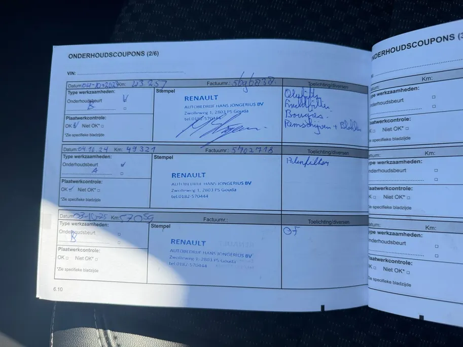 Renault Clio 0.9 TCe Intens | Bluetooth | Cruise & Climate Control | Parkeersensoren | Navigatie | LMV | Onderhoudshistorie | 12 Maanden BOVAG Garantie