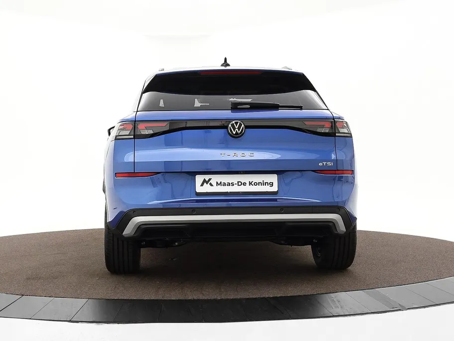 Volkswagen T-Roc Life First Edition 1.5 eTSI 116 PK 7 versn. DSG · Comfort Pakket · Trekhaak · Voorraad OUTLET · Prijs is inclusief inruilpremie ·