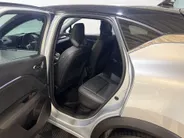 Renault Captur 130PK TCe Initiale Paris Automaat | 360 Camera | Cruise Control Adaptief | Parkeersensoren | Stoel & Stuurwiel Verwarming | Climate Control | Licht & Regen Sensor | Dodehoek Detectie |