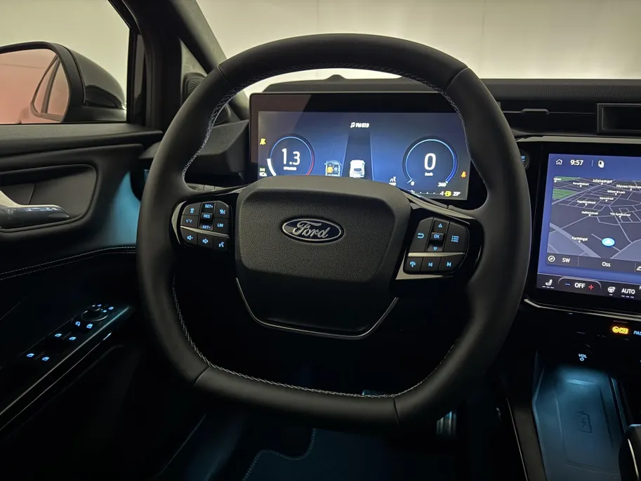Ford Puma 1.0 EcoBoost Hybrid BlueCruise Edition | DIT IS EEN VOORRAADAUTO! | Winterpack | Trekhaak | Matrix LED | Sportonderstel | Premium Connectivity |